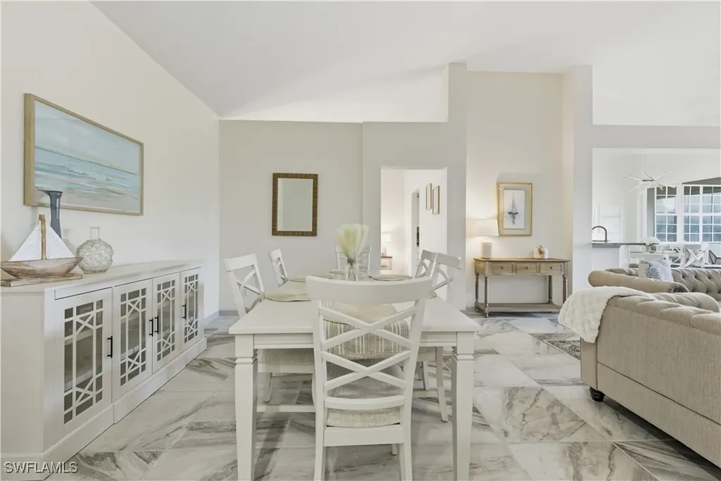 2150 Aberdeen Lane Naples FL 34109