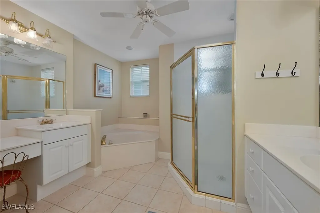 608 Vintage Reserve Lane Naples FL 34119