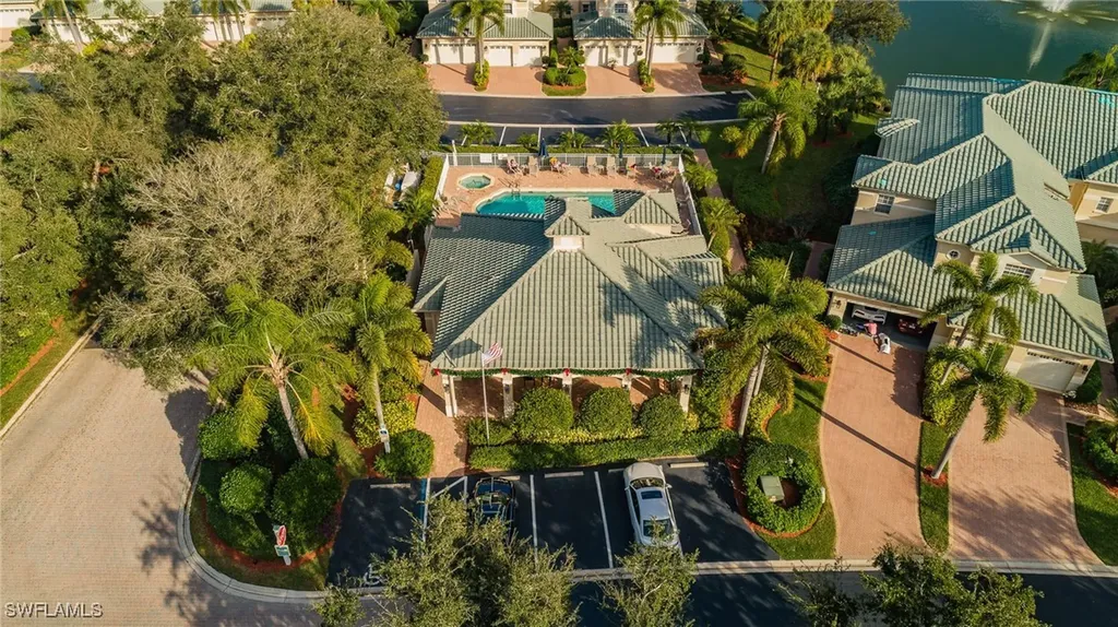 608 Vintage Reserve Lane Naples FL 34119