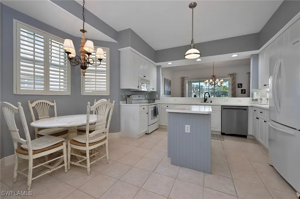 608 Vintage Reserve Lane Naples FL 34119
