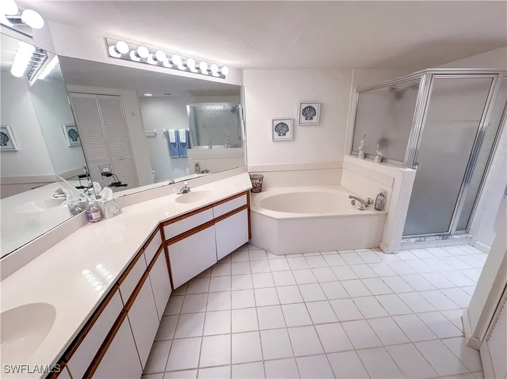 4240 Lake Forest Drive Bonita Springs FL 34134