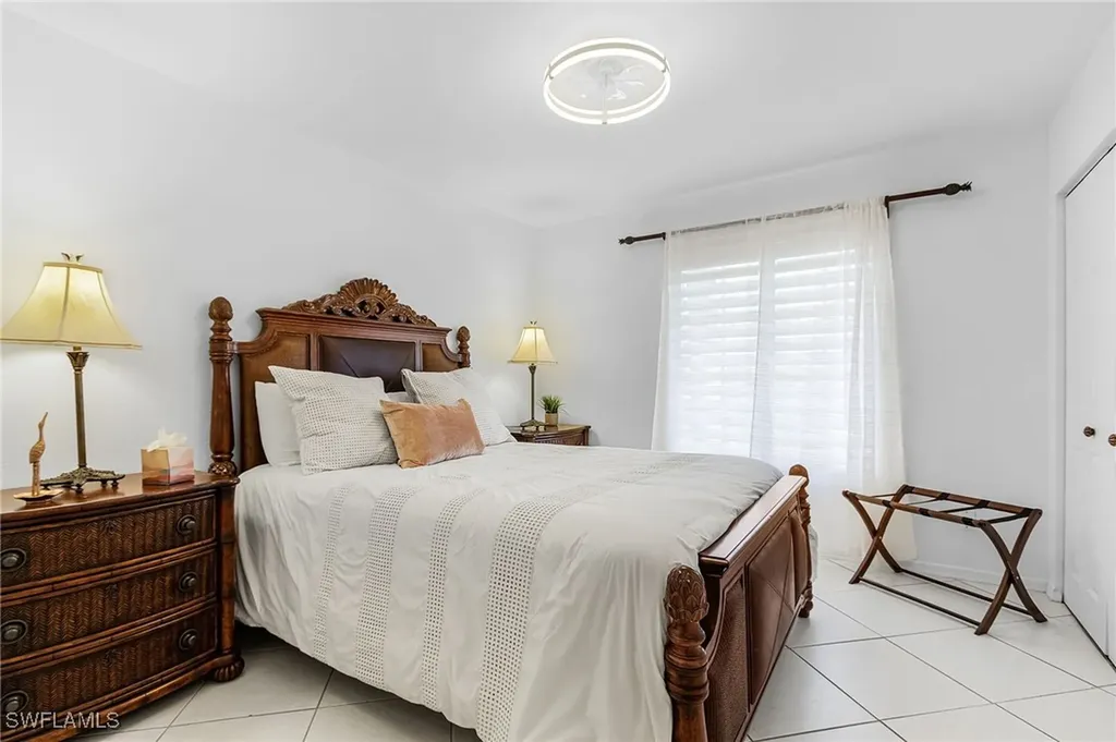 760 Wiggins Lake Drive Naples FL 34110