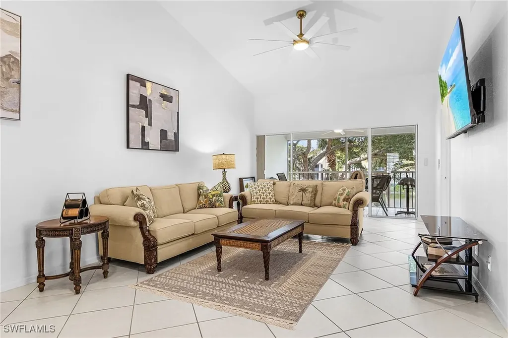 760 Wiggins Lake Drive Naples FL 34110