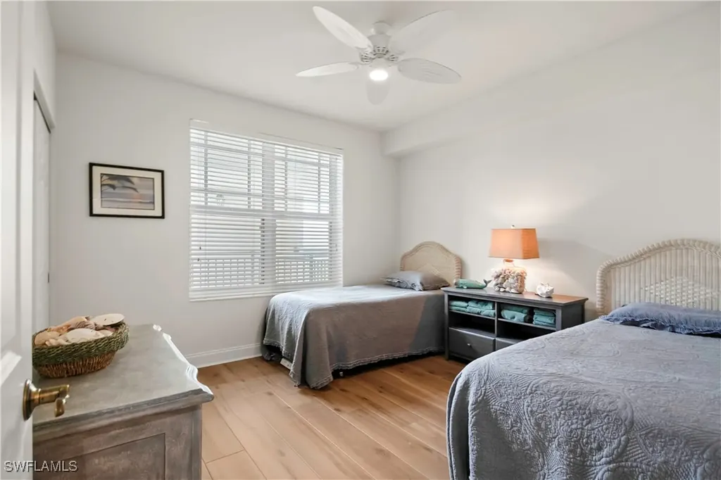 420 Cove Tower Drive Naples FL 34110