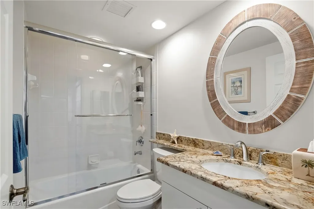 420 Cove Tower Drive Naples FL 34110