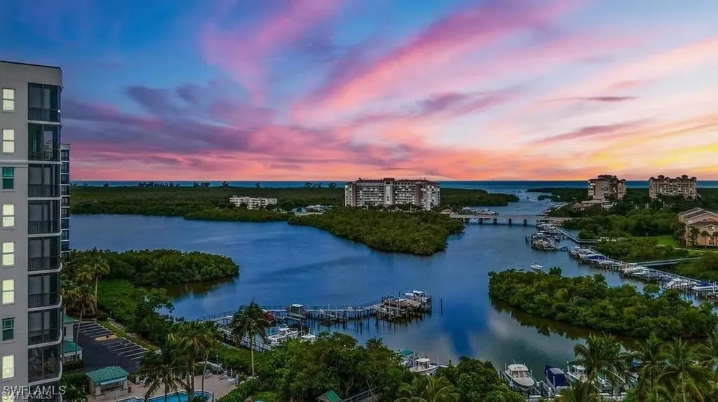 420 Cove Tower Drive Naples FL 34110