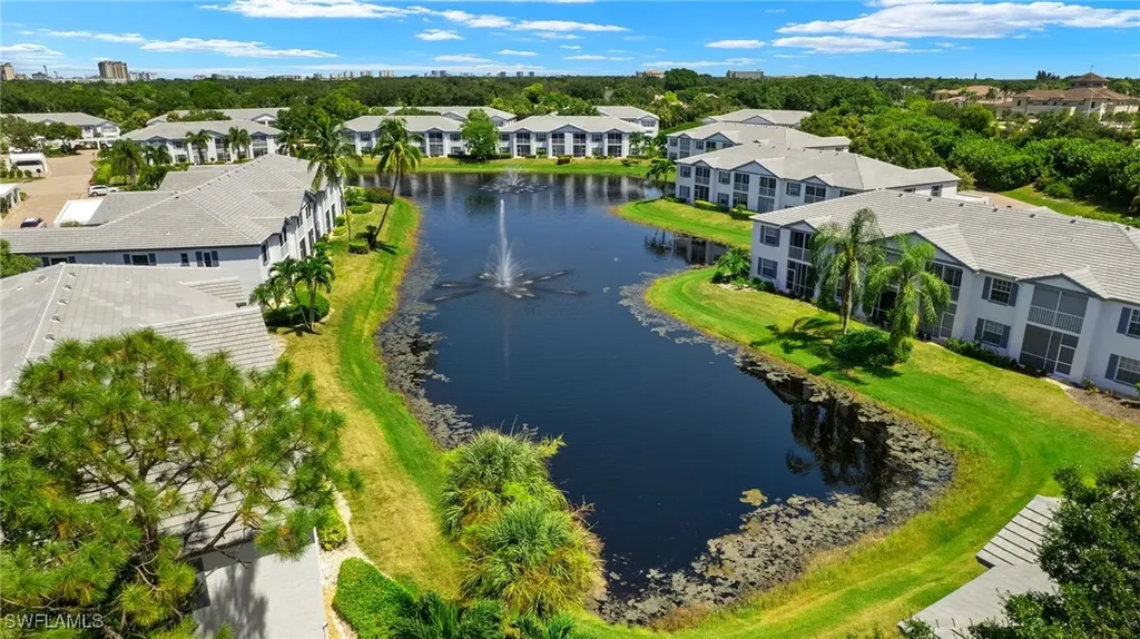 824 Tanbark Drive Naples FL 34108