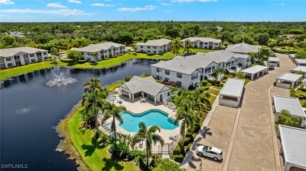 824 Tanbark Drive Naples FL 34108