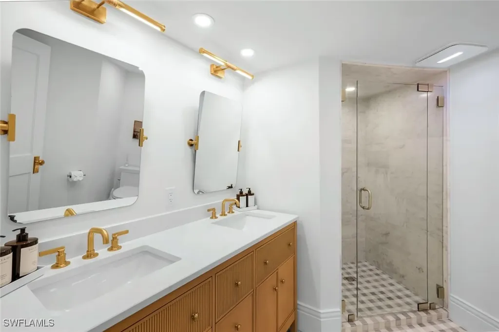 4041 Gulf Shore Boulevard N Naples FL 34103