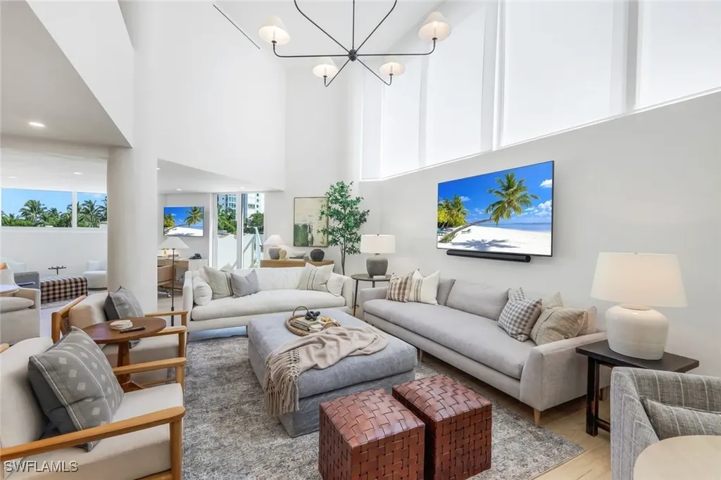 4041 Gulf Shore Boulevard N Naples FL 34103