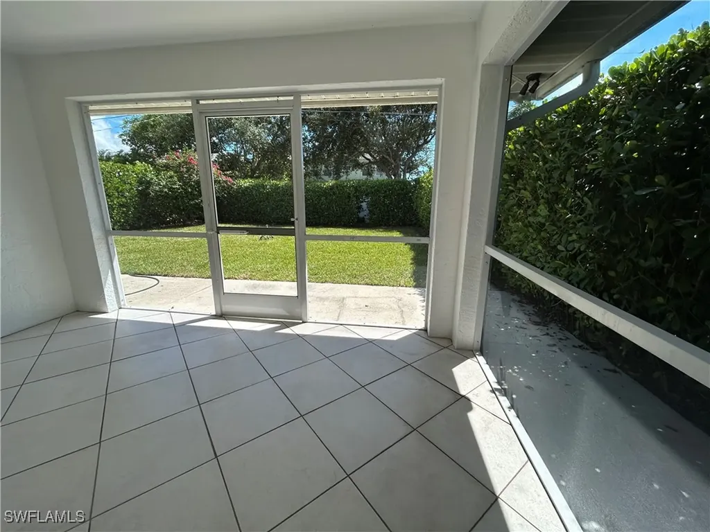 772 100th Avenue N Naples FL 34108