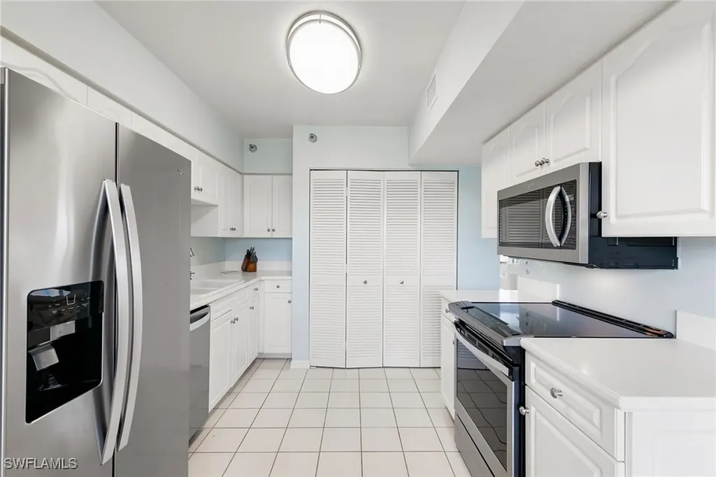 5501 Heron Point Drive Naples FL 34108