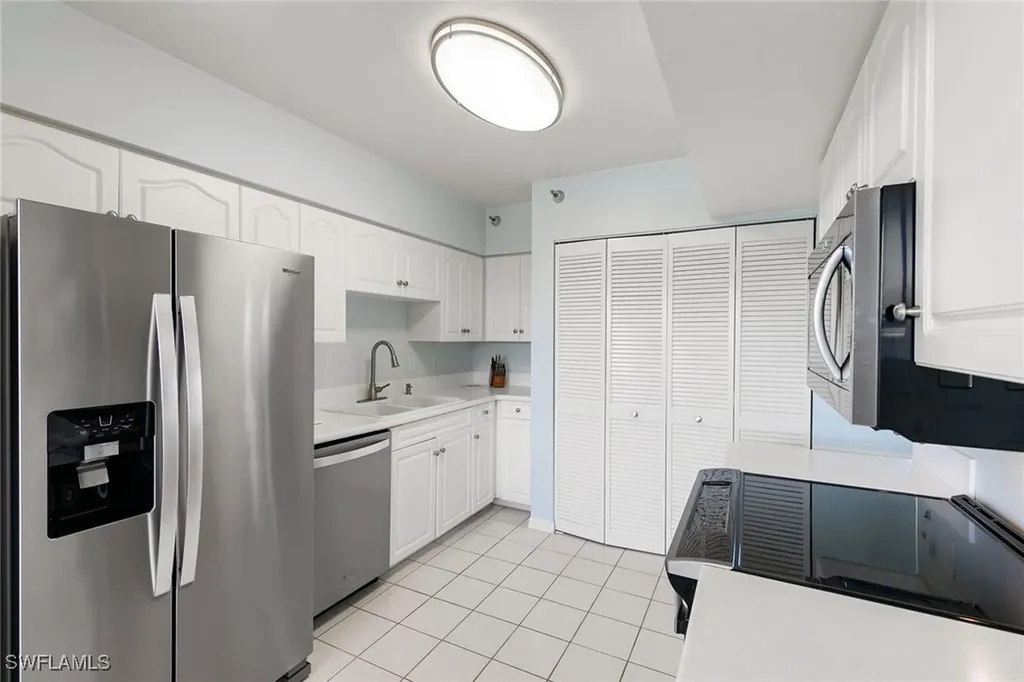 5501 Heron Point Drive Naples FL 34108