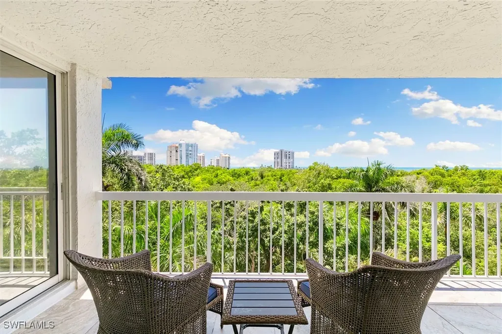 5501 Heron Point Drive Naples FL 34108