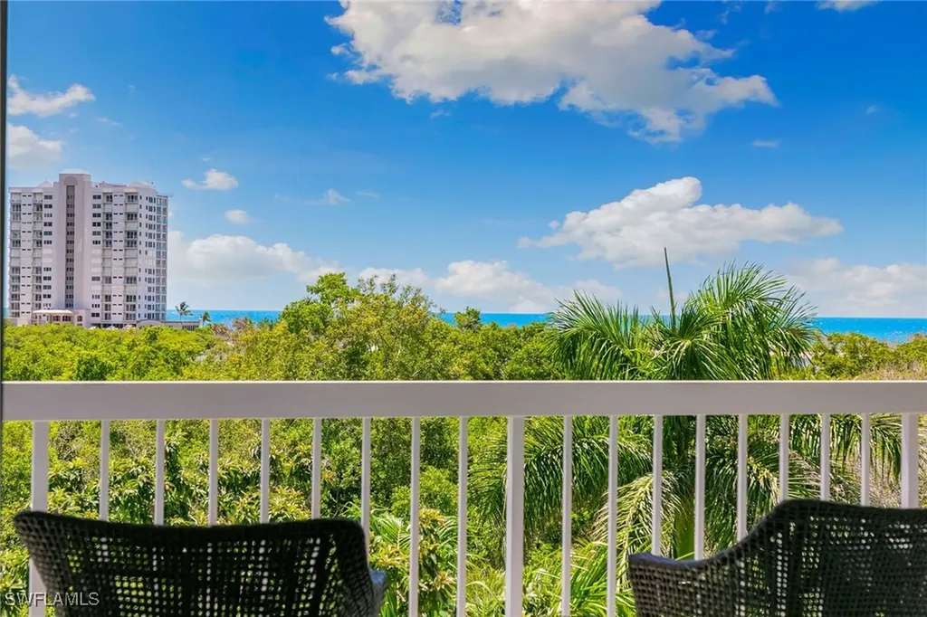 5501 Heron Point Drive Naples FL 34108