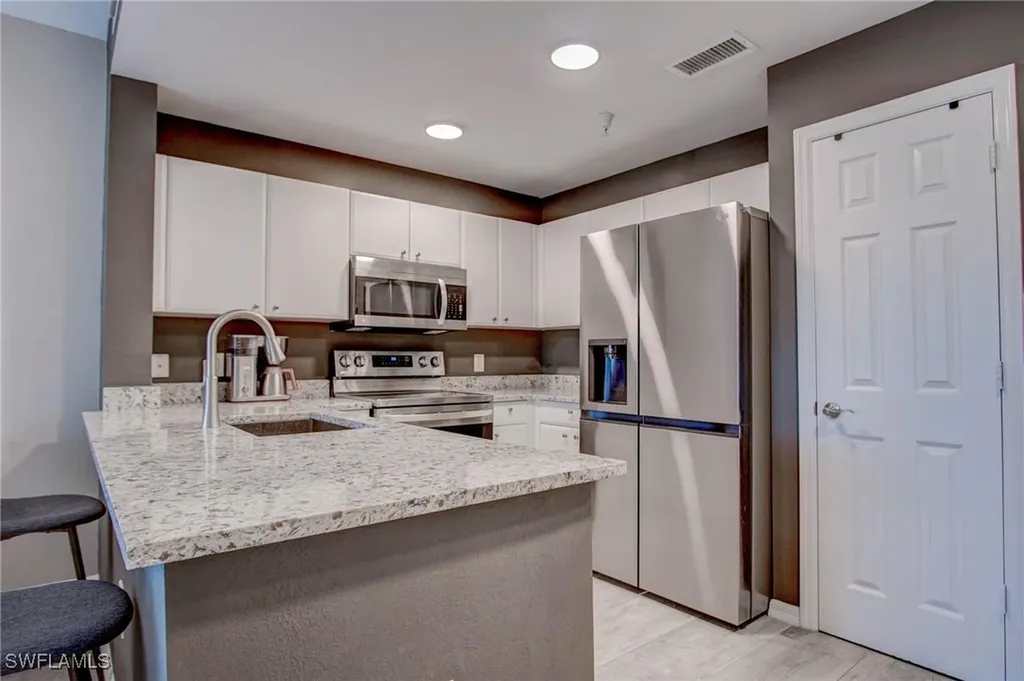 4450 Botanical Place Circle Naples FL 34112