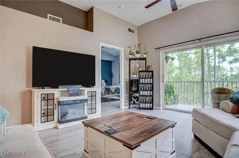4450 Botanical Place Circle Naples FL 34112