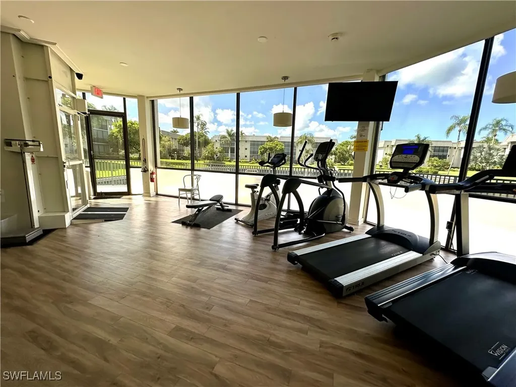 788 Park Shore Drive Naples FL 34103