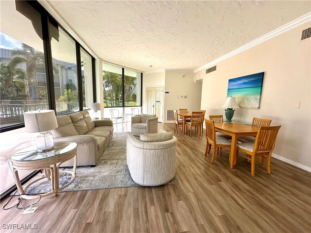 788 Park Shore Drive Naples FL 34103