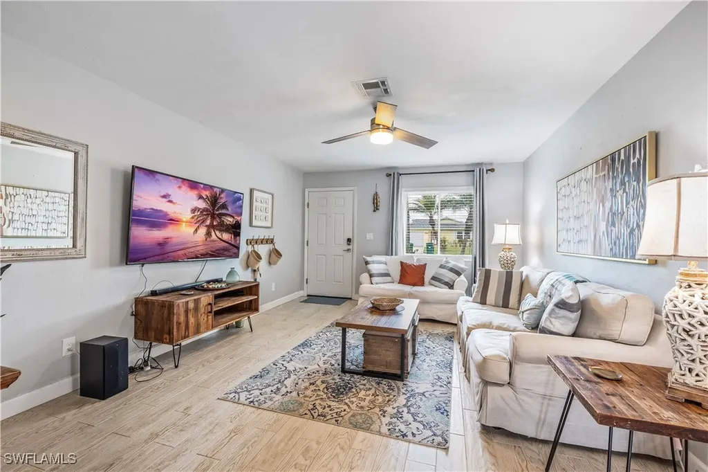 791 94th Avenue N Naples FL 34108