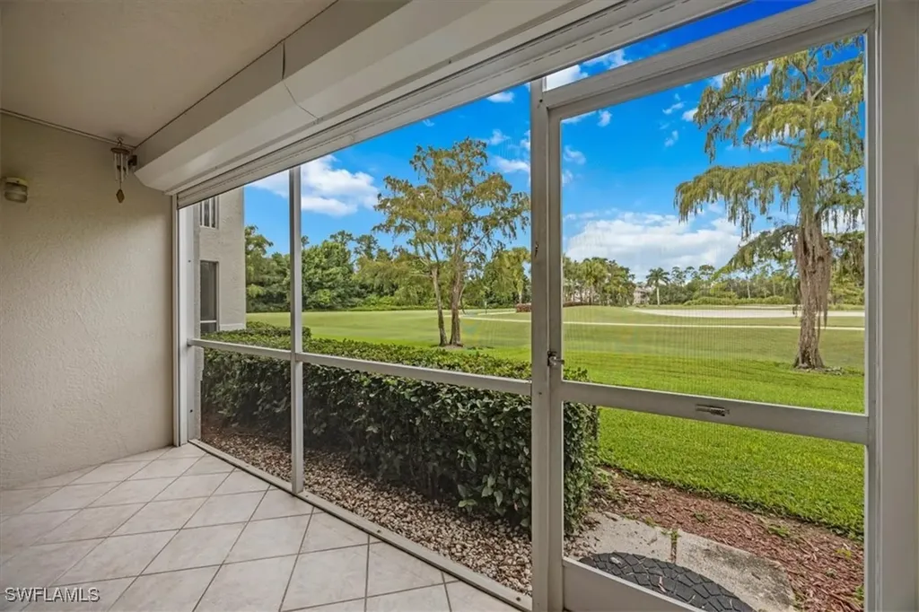 1051 Eastham Way Naples FL 34104