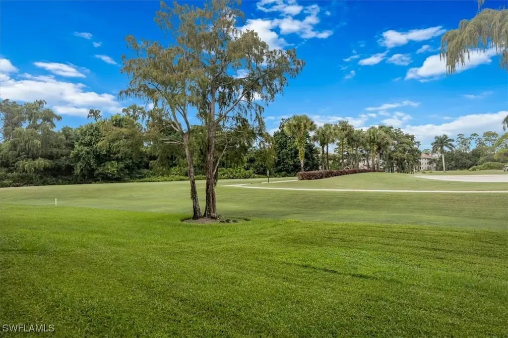 1051 Eastham Way Naples FL 34104