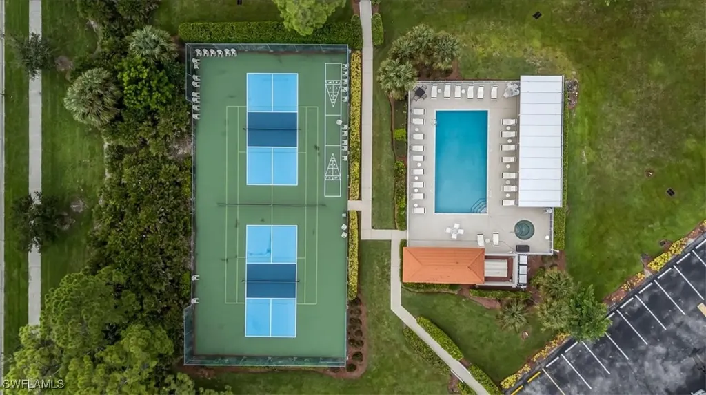 1051 Eastham Way Naples FL 34104
