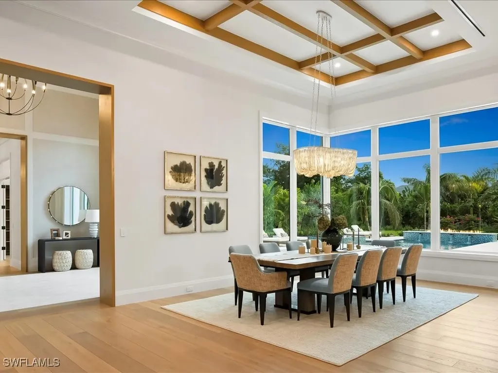 208 Hickory Road Naples FL 34108