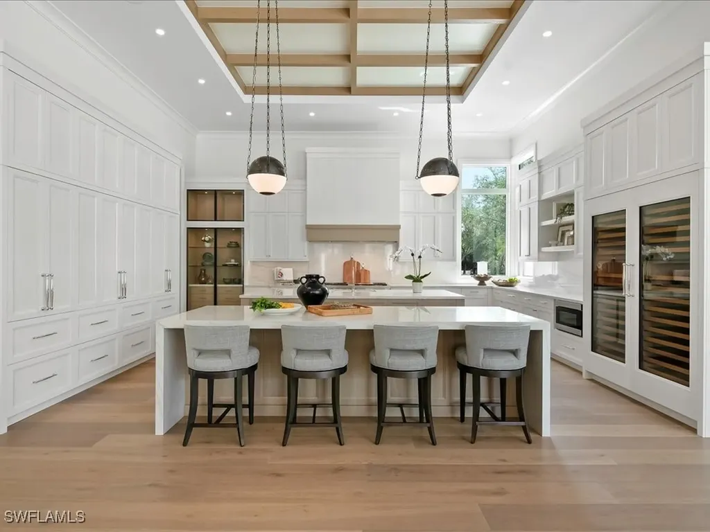 208 Hickory Road Naples FL 34108