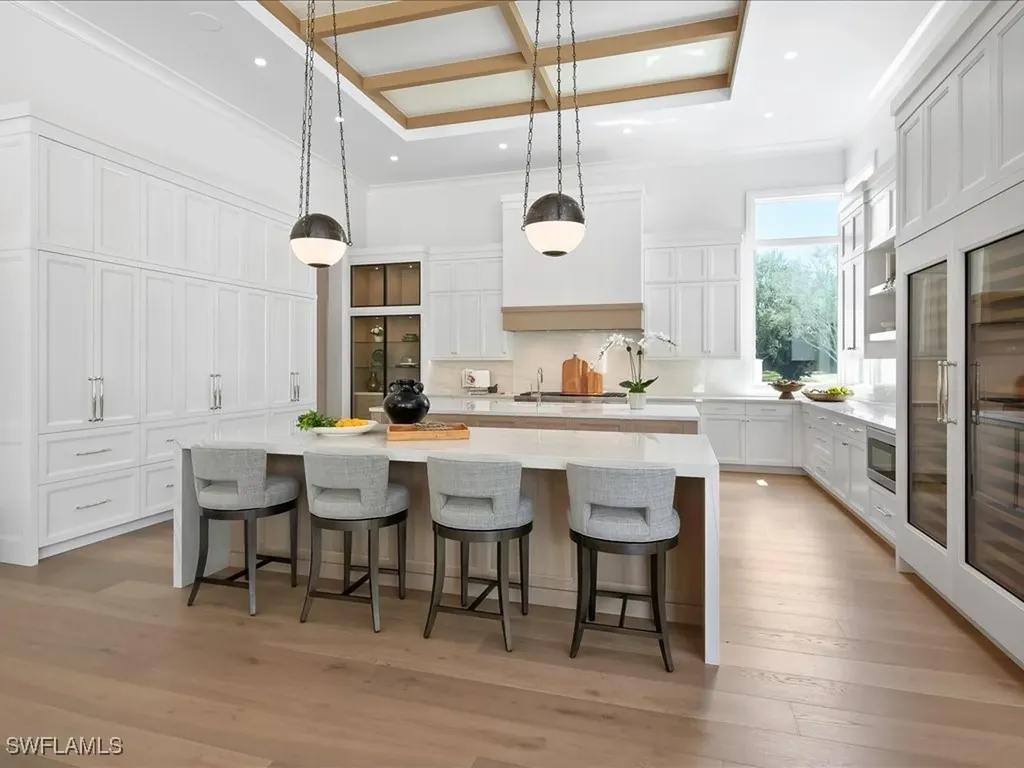 208 Hickory Road Naples FL 34108