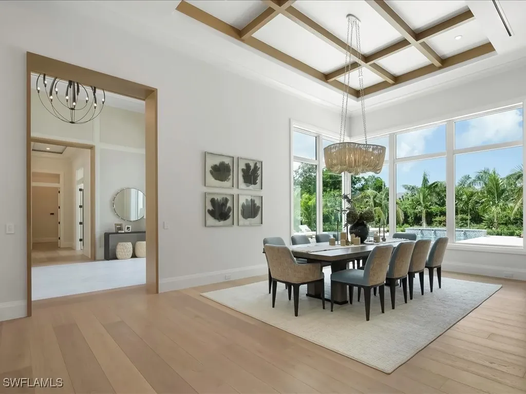 208 Hickory Road Naples FL 34108