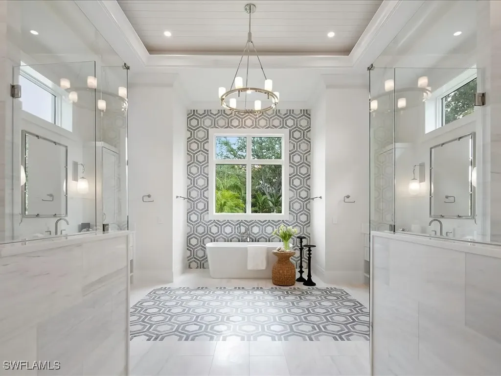 208 Hickory Road Naples FL 34108