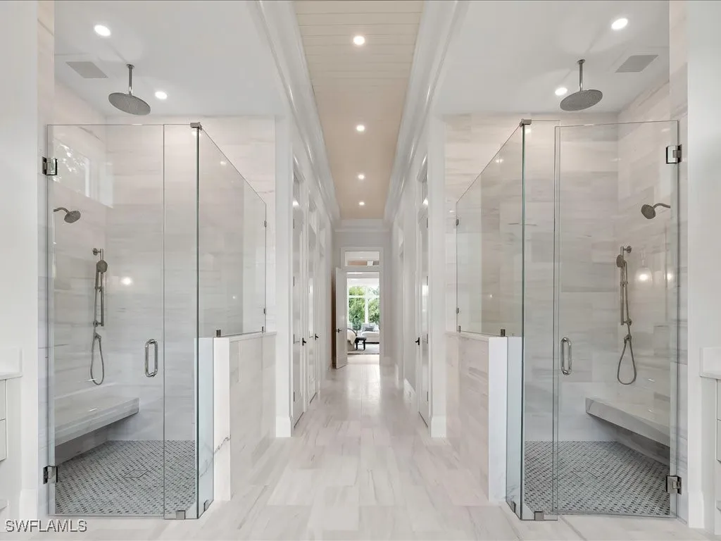 208 Hickory Road Naples FL 34108