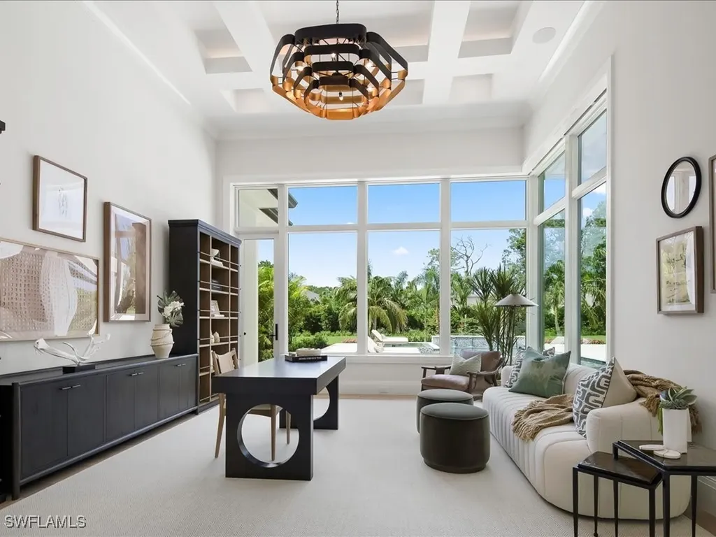 208 Hickory Road Naples FL 34108