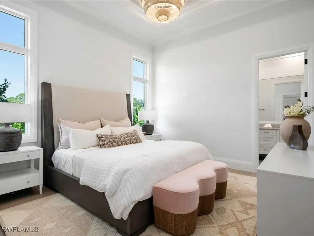 208 Hickory Road Naples FL 34108