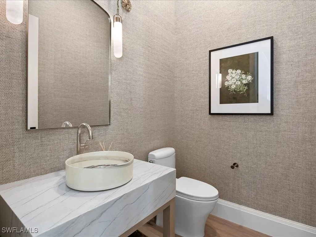 208 Hickory Road Naples FL 34108