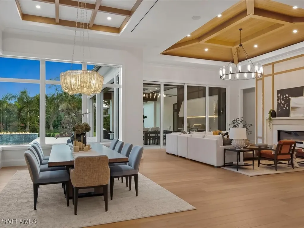 208 Hickory Road Naples FL 34108