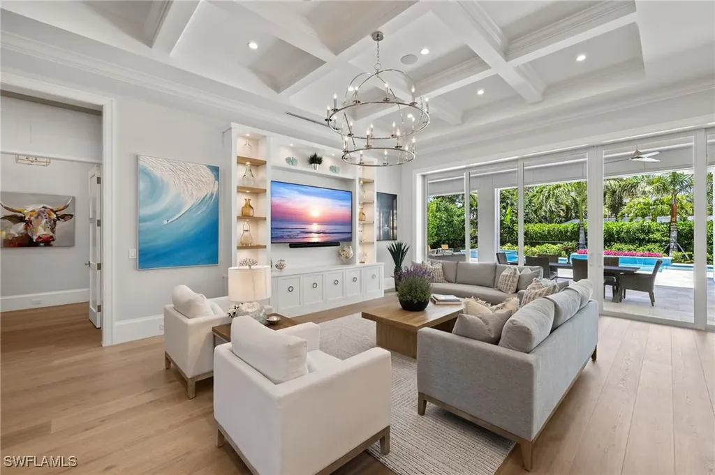 2989 Regatta Road Naples FL 34103