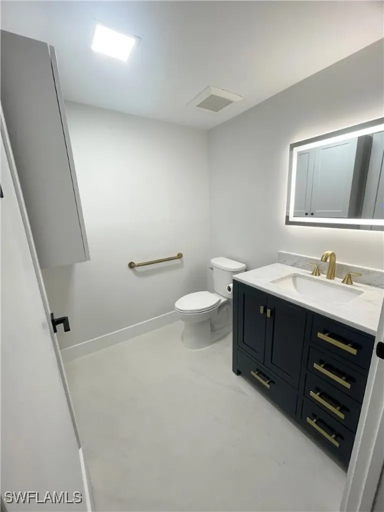4950 Golden Gate Parkway Naples FL 34116