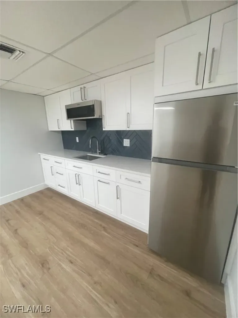 4950 Golden Gate Parkway Naples FL 34116