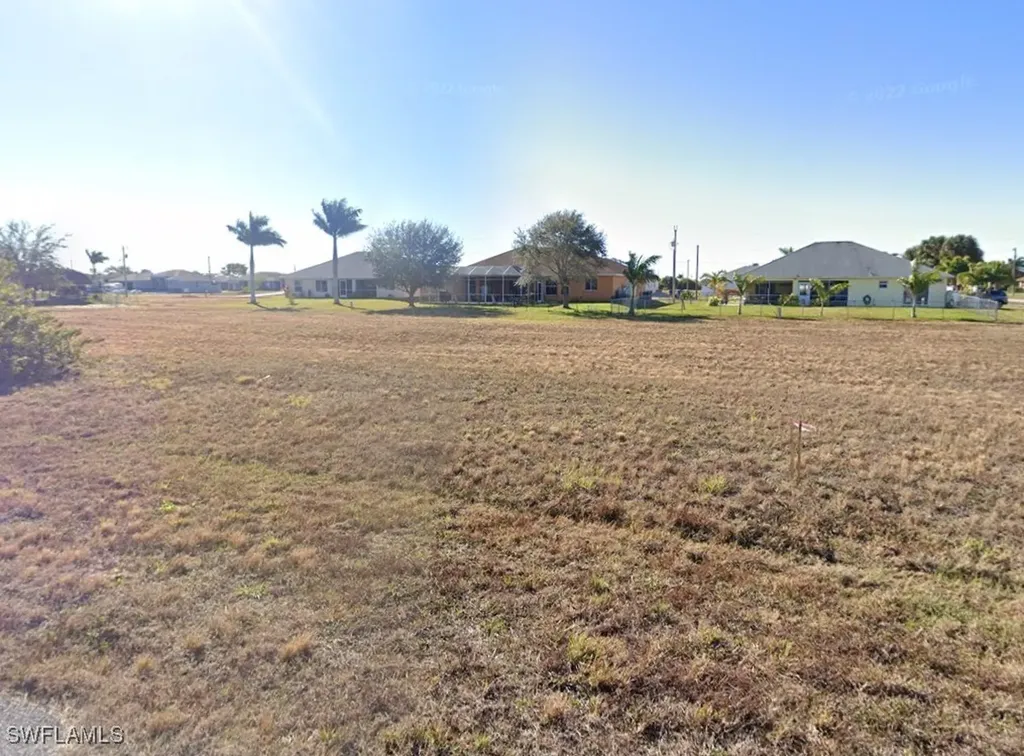 3520 NW 15th Terrace Cape Coral FL 33993