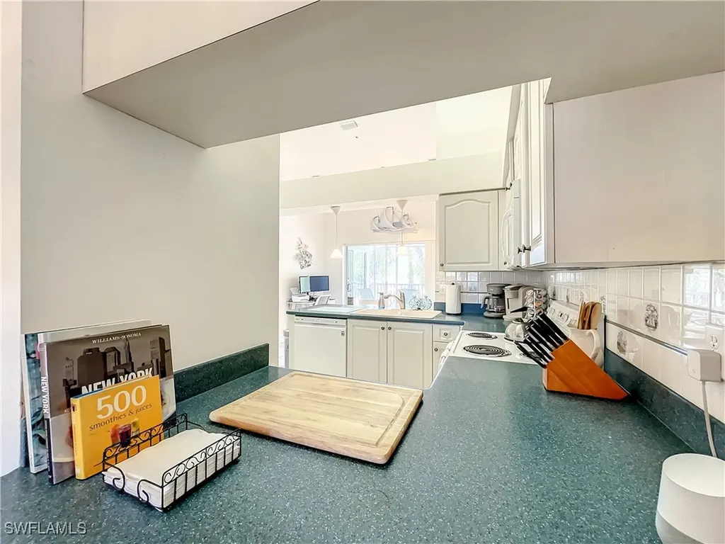 470 Bermuda Cove Way Naples FL 34110