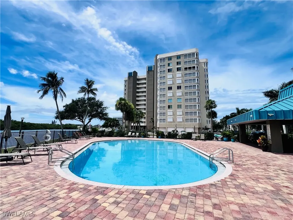 25 Bluebill Avenue Naples FL 34108