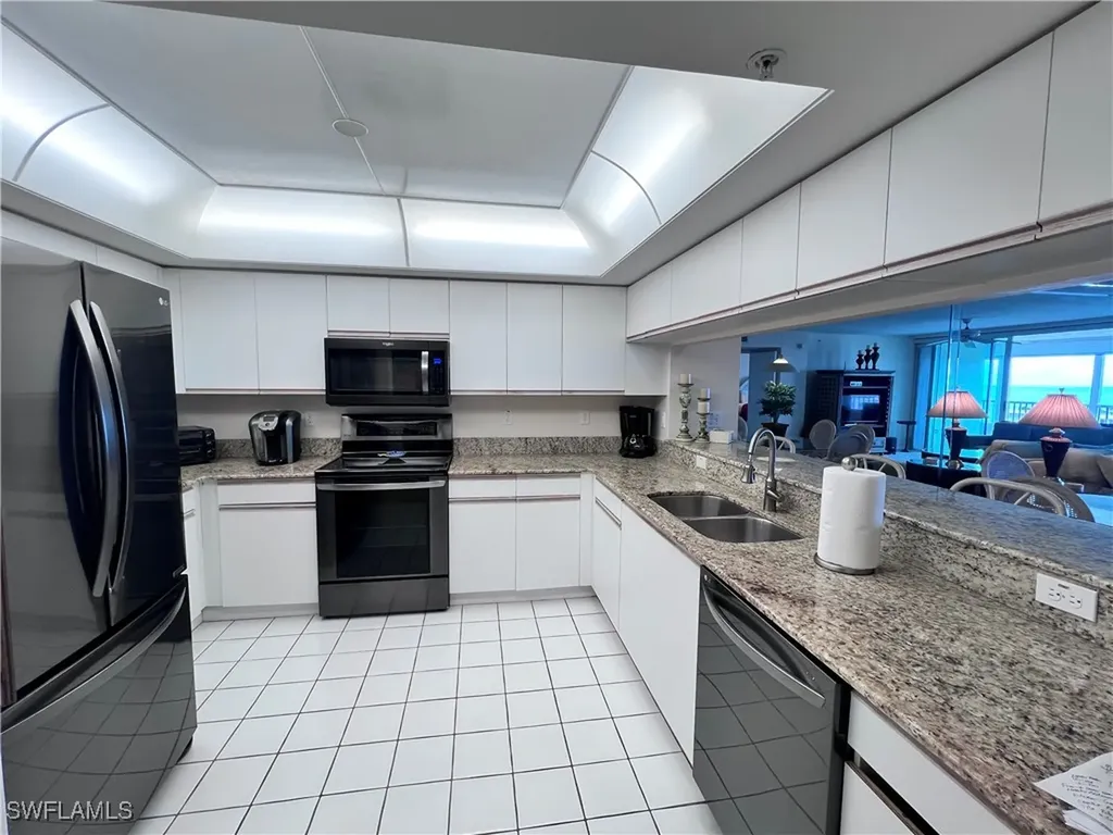 25 Bluebill Avenue Naples FL 34108