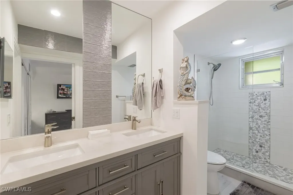 788 Park Shore Drive Naples FL 34103
