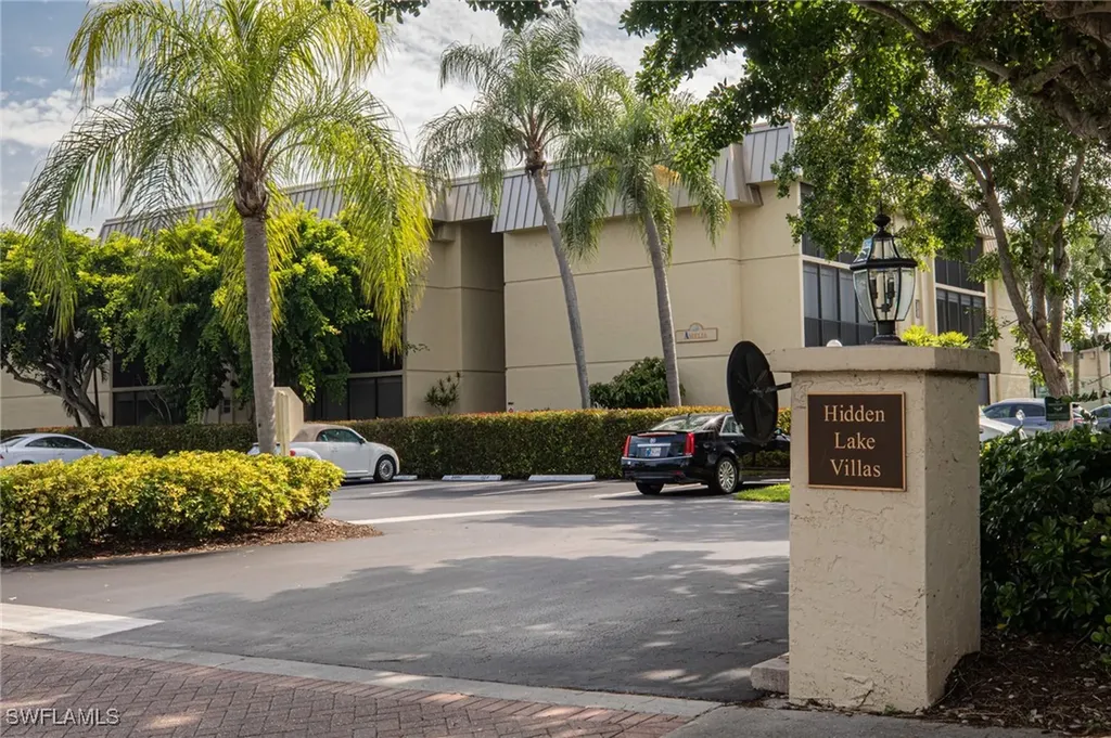 788 Park Shore Drive Naples FL 34103