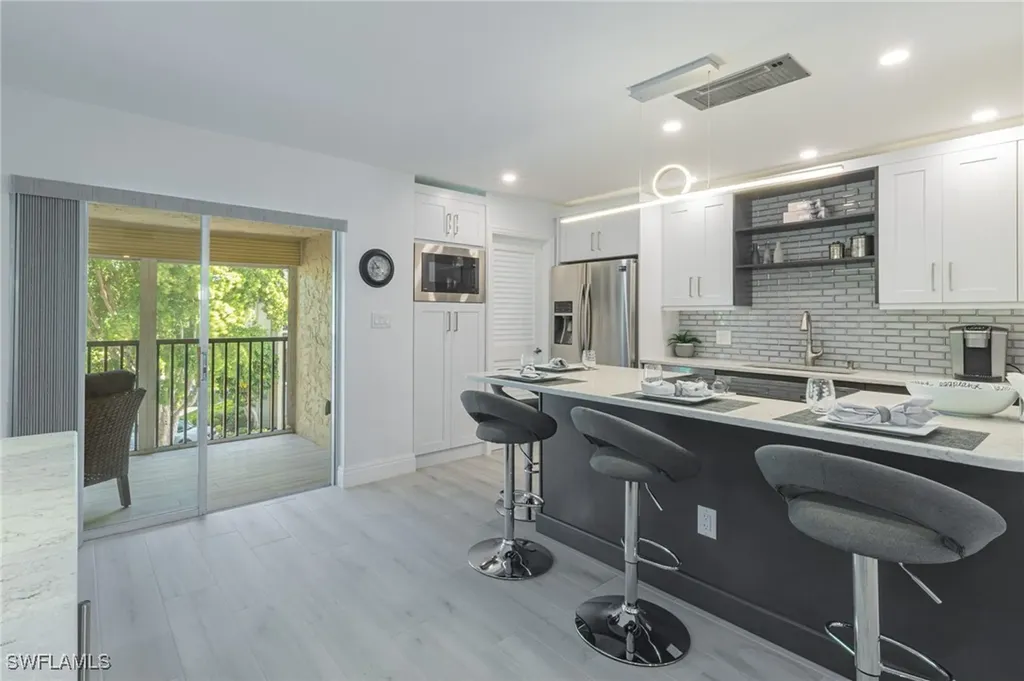 788 Park Shore Drive Naples FL 34103