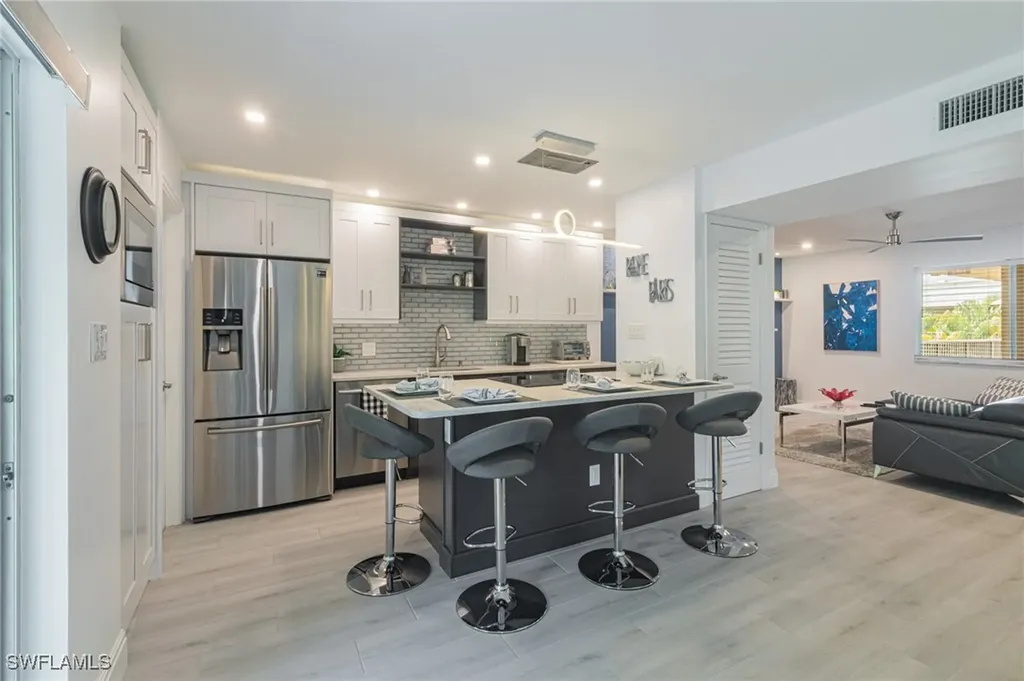 788 Park Shore Drive Naples FL 34103