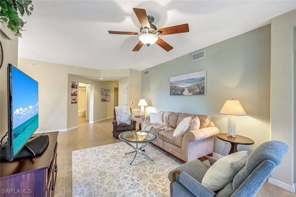 1375 Henley Street Naples FL 34105
