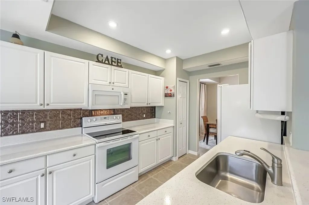 1375 Henley Street Naples FL 34105